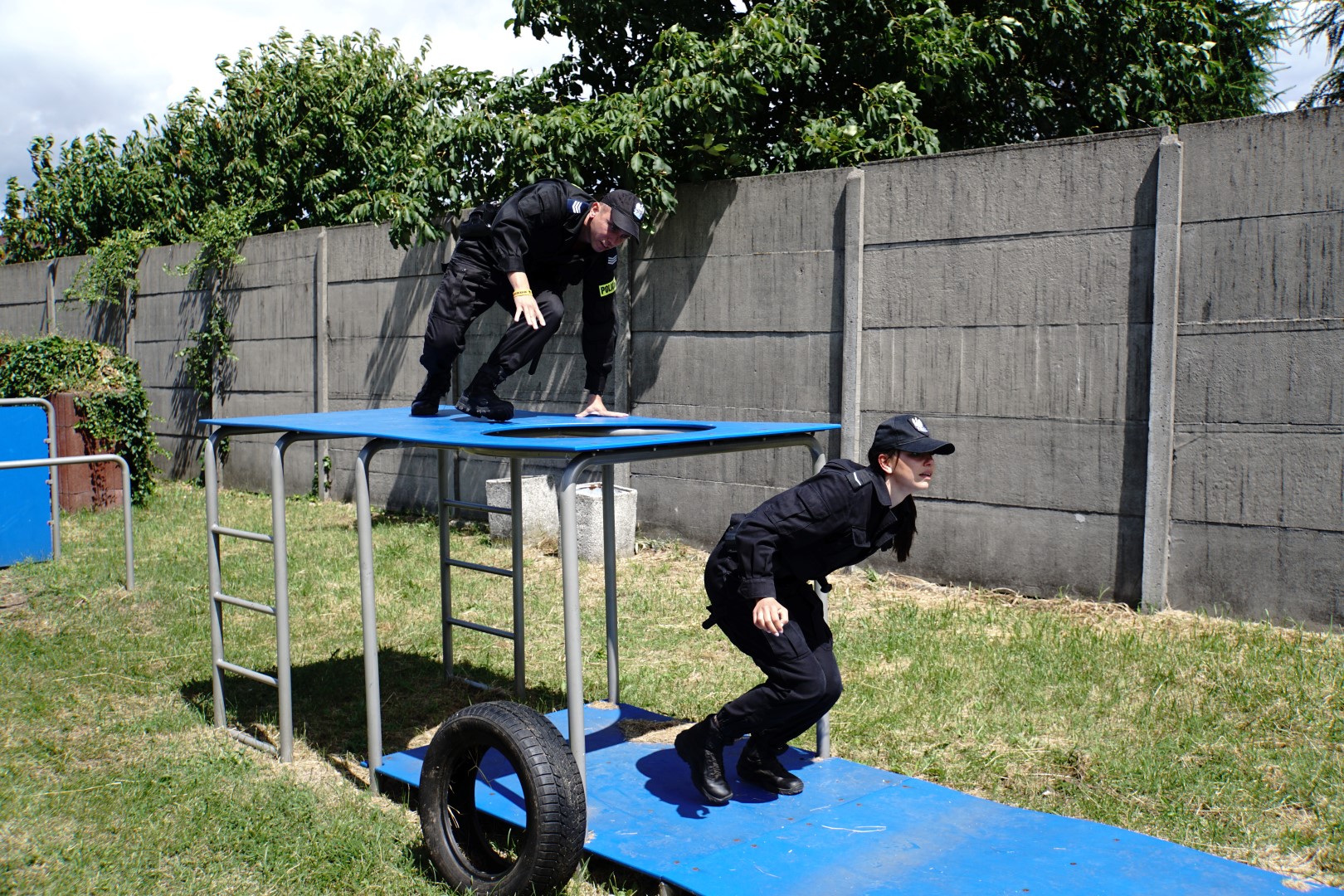 Policjanci podczas konkurencji