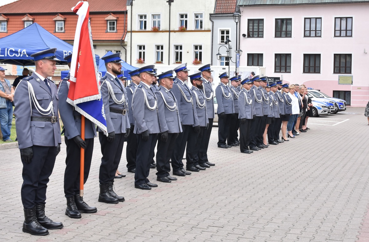 Uczestnicy obchodów Święta Policji w Braniewie