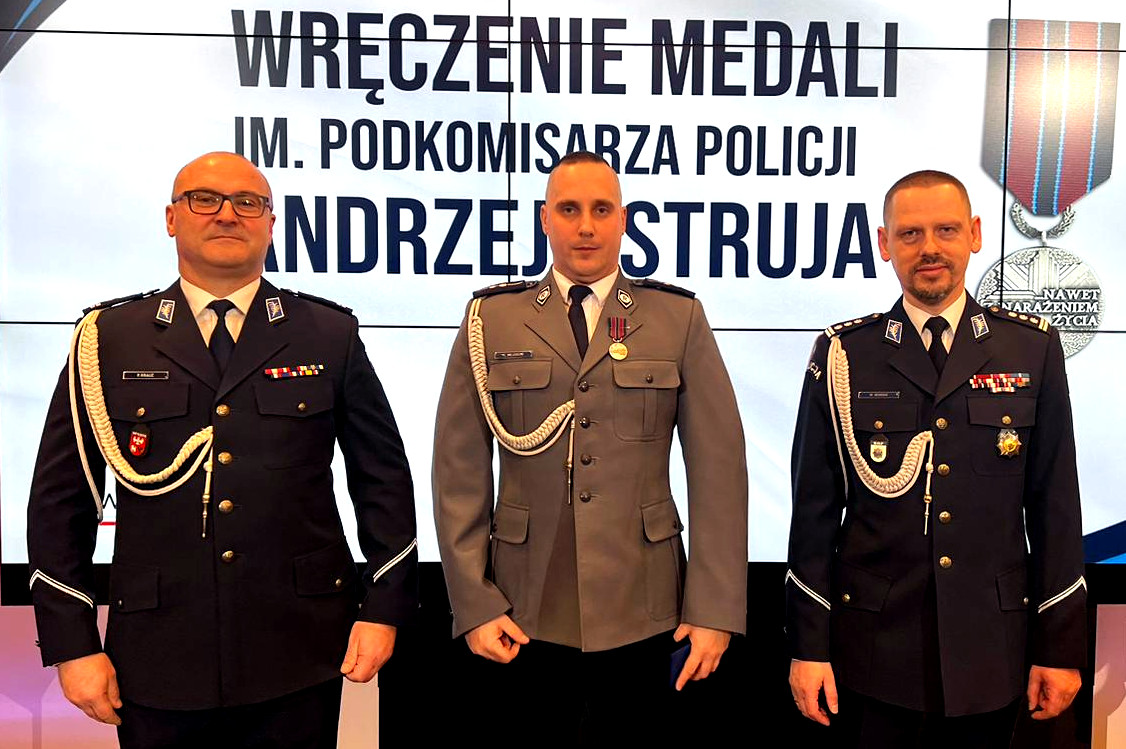 mł. insp. Paweł Krauz, asp. Krzysztof Milewski i insp. Marek Boroń