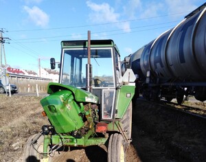 uszkodzony ciągnik