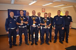 Wybrane zdjęcia z konkursu policjanta ruchu drogowego na warmii i mazurach 2019 roku