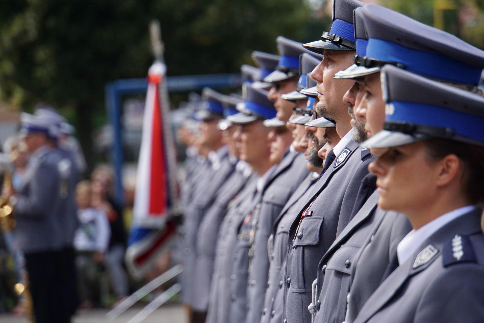 Policjanci w szeregu wyróżnionych