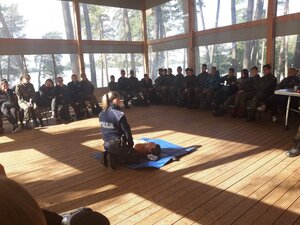 klasy mundurowe-spotkanie z policjantami