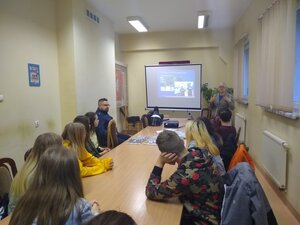 Uczestnicy spotkania w komendzie