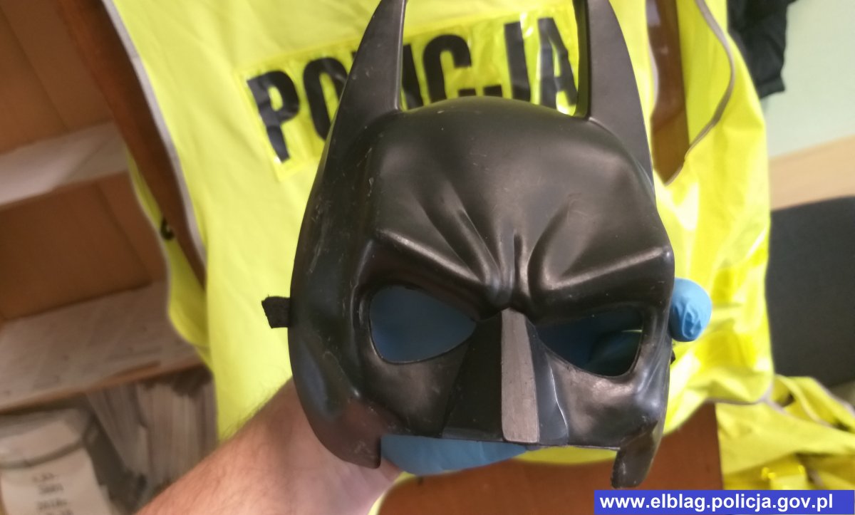 Zabezpieczona maska batmana