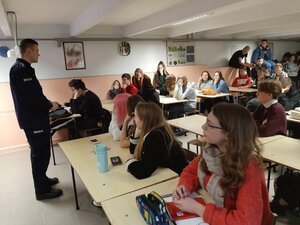 Uczestnicy spotkania z Pełnomocnikiem ds. Ochrony Praw Człowieka KWP w Olsztynie w Gołdapi