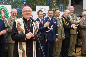 Uczestnicy Wigilii Służb Mundurowych