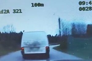 Zrzut ekranu z nagrania z wideorejestratora