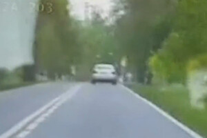 Zrzut ekranu z nagrania z wideorejestratora