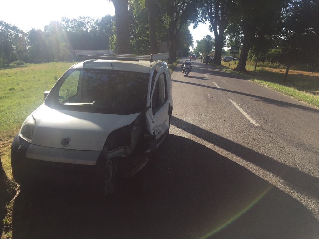 pojazdy uczestniczące w zdarzeniu drogowym