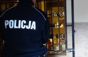 Policjant w lombardzie