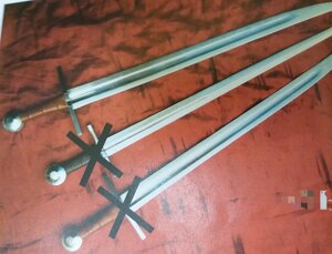 Miecze bractwa rycerskiego