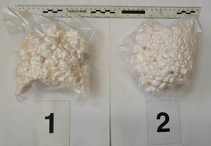 Zabezpieczony kilogram amfetaminy w woreczkach foliowych
