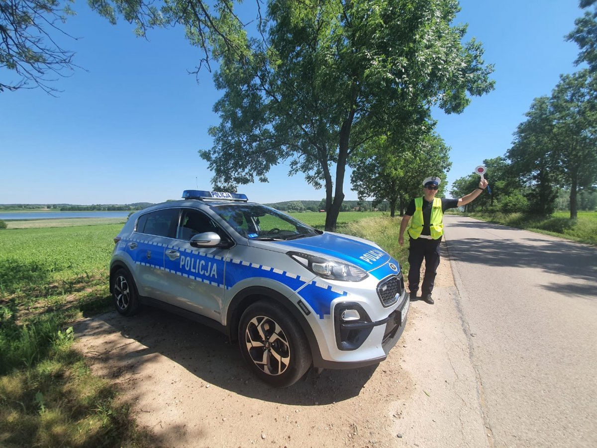 Policjanci zabezpieczają 77 Rajd Polski