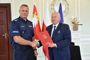 insp. Arkadiusz Sylwestrzak I Zastępca Komendanta Wojewódzkiego Policji w Olsztynie i Gustaw Marek Brzezin Marszałek Województwa Warmińsko-Mazurskiego