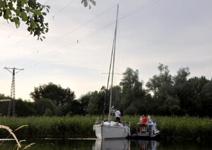 Policjanci Komendy Powiatowej Policji w Piszu na miejscu zdarzenia