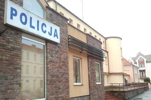 Front budynku KPP w Ełku