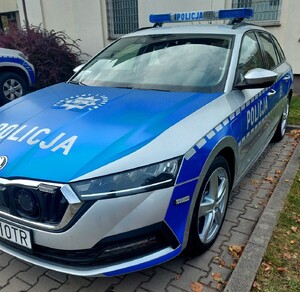 Nowe policyjne auto