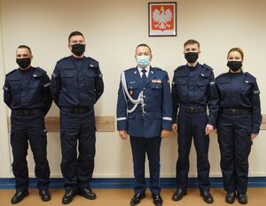 Uczestnicy uroczystego ślubowania nowo przyjętych policjantów