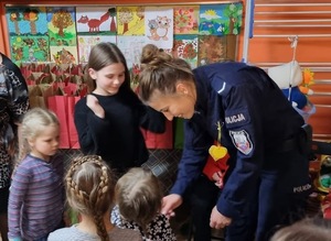 Dzielnicowa na spotkaniu z rodzinami ukraińskimi
