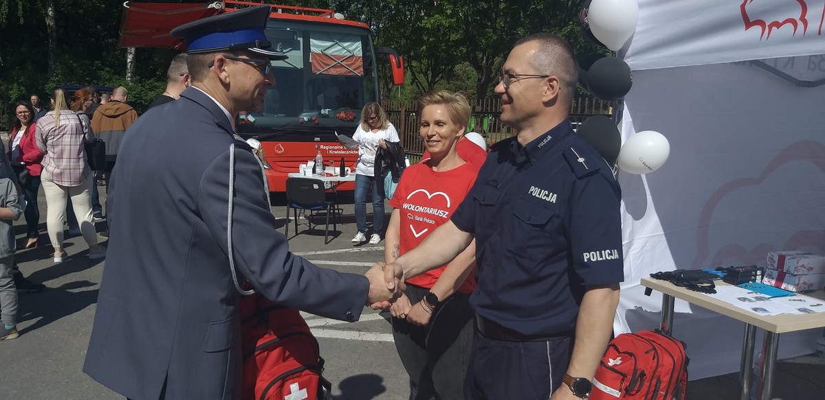 Przekazanie apteczek