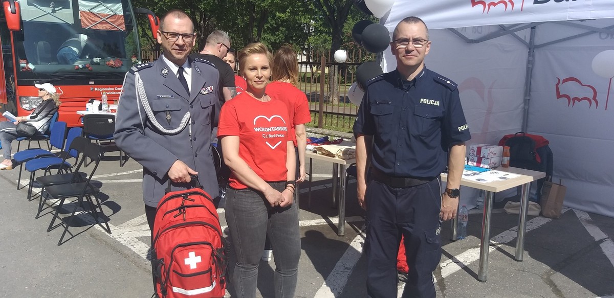 oficjalne przekazanie apteczek