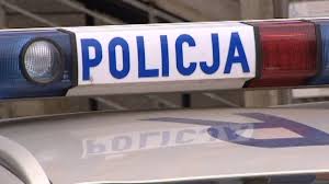 koguty na dachu radiowozu