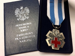 Legitymacja i medal