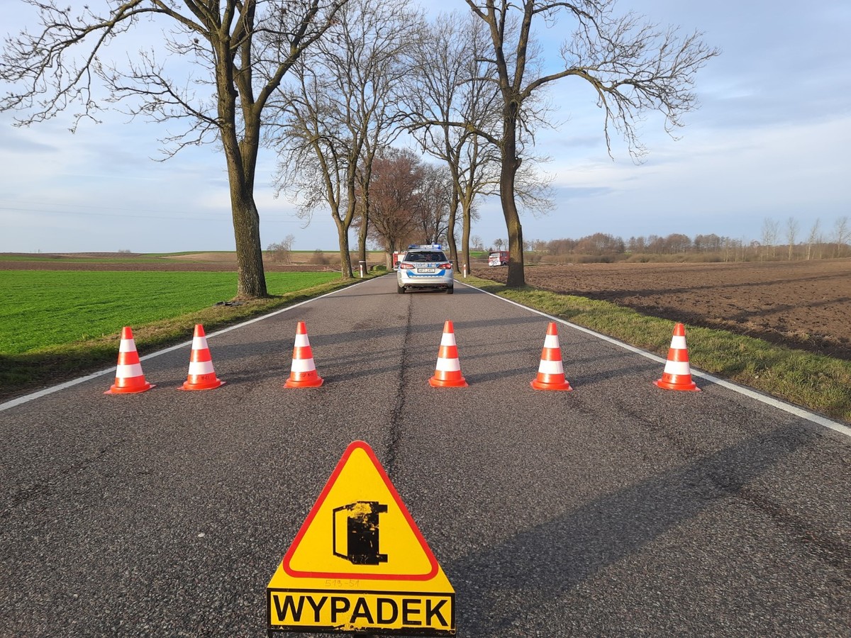 miejsce zdarzenia i służby pracujące na miejscu