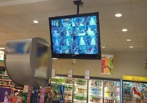Ekran monitoringu sklepowego w sklepie