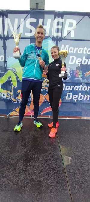 mł. asp. Rafał Syczew i st. sierż. Daria Mitręga