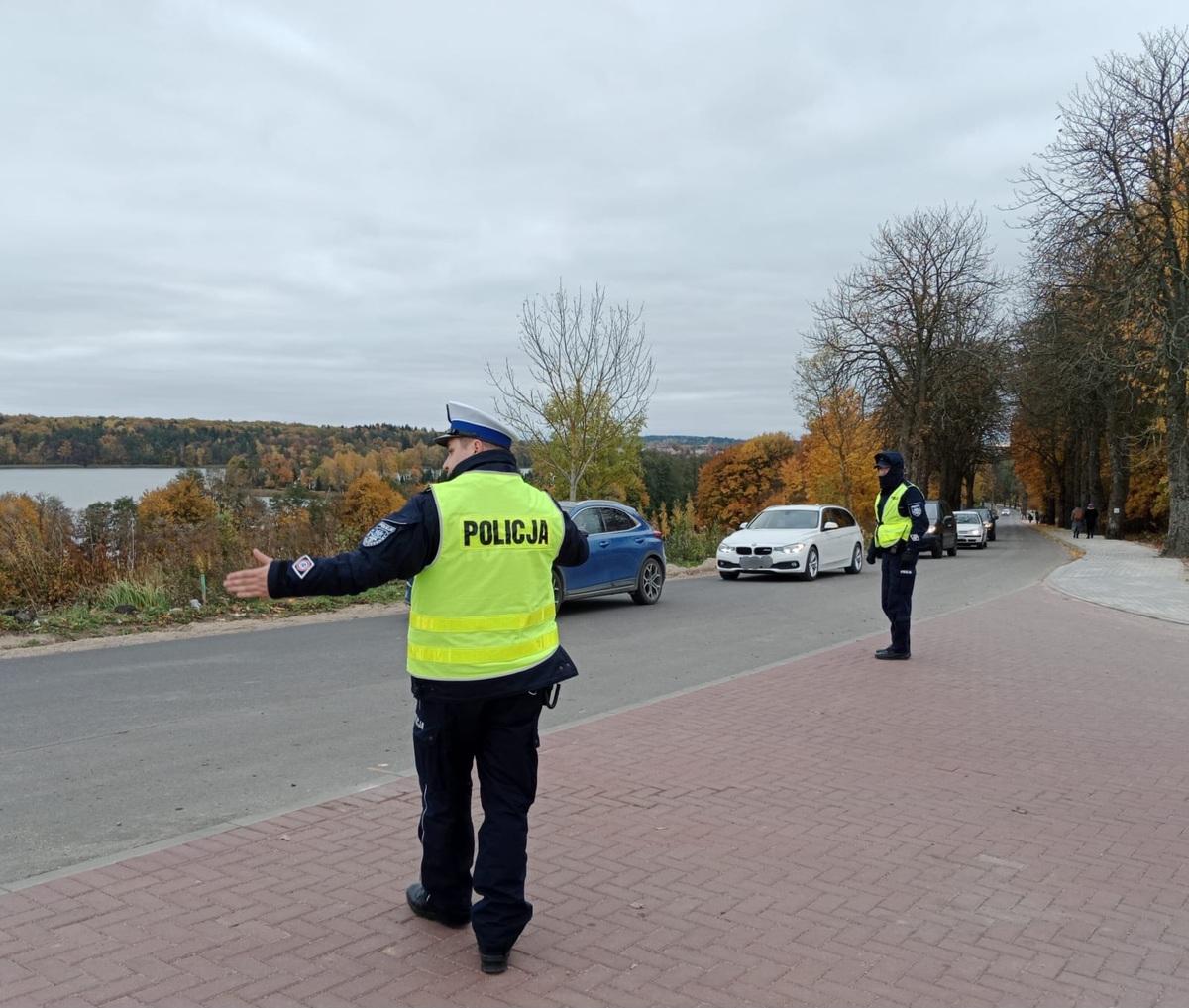 policjanci podczas działań