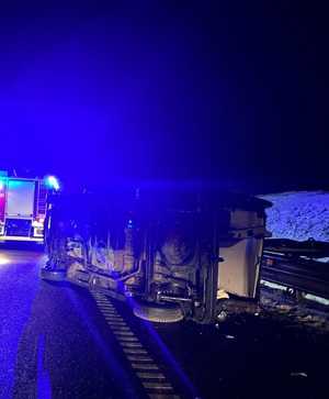 miejsce zdarzenia i uszkodzone pojazdy