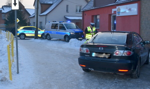 Policjanci na miejscu zdarzenia