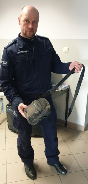 Saszetka przekazana policjantowi z Lubawy