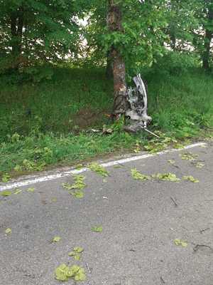 rozbity pojazd po wypadku