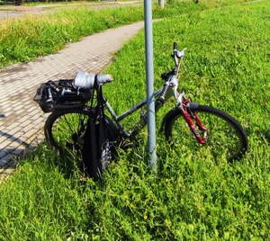 Rower biorący udział w zdarzeniu