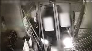 stopklatka z monitoringu sklepowe