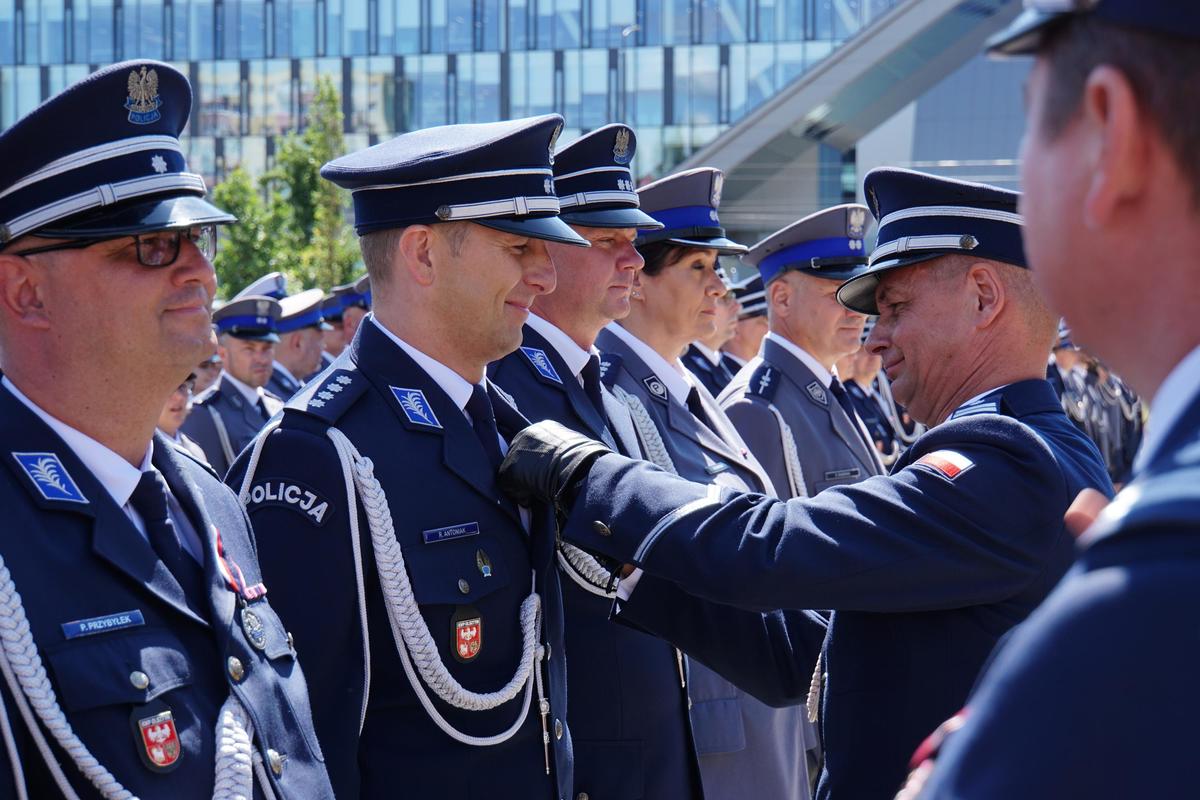 Funkcjonariusze podczas obchodów Święta Policji