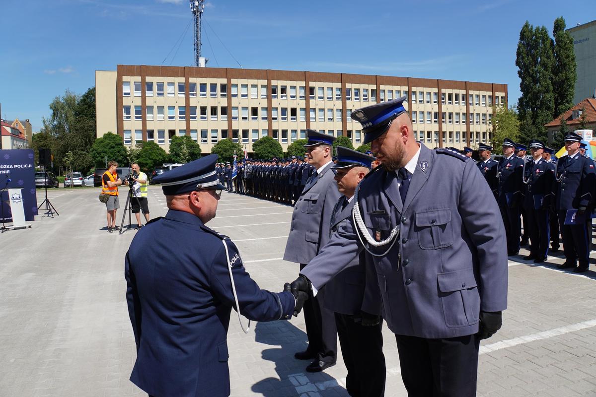 funkcjonariusze podczas obchodów Święta Policji