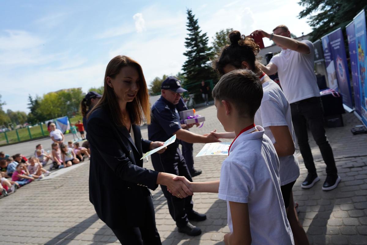 Uczestnicy finału wojewódzkiego konkursu bezpieczny smyk