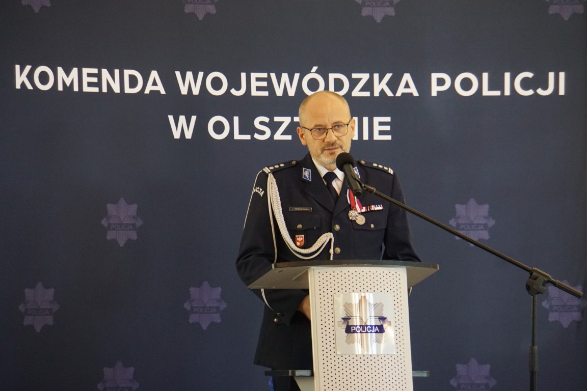 Zdjęcie przedstawia insp. Jarosława Brzozowskiego