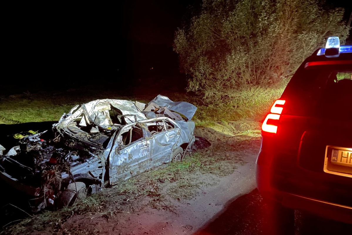 Policjanci z KPP w Szczytnie podczas służby