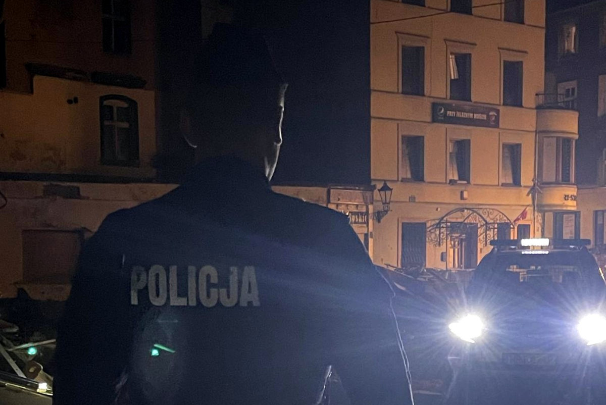 Policjanci z KPP w Szczytnie podczas służby