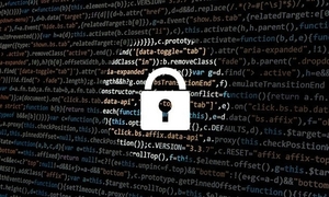 Grafika przedstawiająca białą kłódkę na ciemnym tle z ciągami znaków