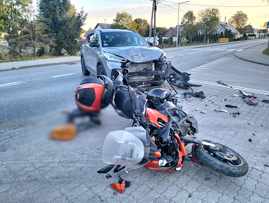 Zdjęcie przedstawia miejsce zdarzenia drogowego.