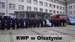 Oddanie hołdu przez kierownictwo Komendy Wojewódzkiej Policji w Olsztynie