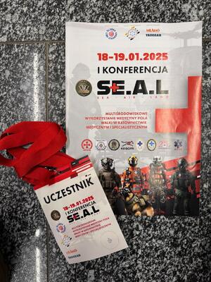 Identyfikator i plakat akcji