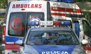 Policja i karetka pogotowia.