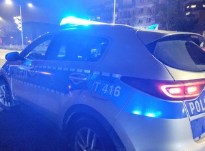 Policyjny radiowóz.